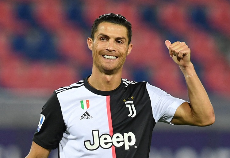 Serie A: Ronaldo đã làm rung mành lưới của Bologna lần thứ 2 nhưng bàn thắng không được công nhận