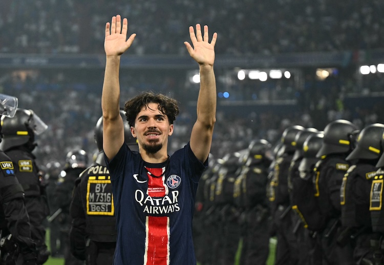 လာလီဂါ ကလပ် ရီးရဲလ်မက်ဒရစ် ဥက္ကဌ ဖလော်ရန်တီနို ပီရက်ဇ် ကတော့ ဒီနွေရာသီမှာ ပီအက်စ်ဂျီ ကွင်းလယ်လူ ဗစ်တင်ညာကို ခေါ်ယူလိုနေကြောင်း Fichajes က ဖော်ပြခဲ့ပါတယ်။