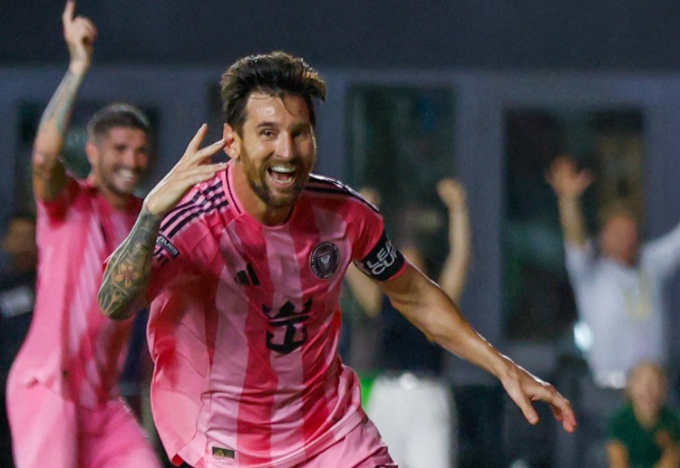 မက်ဆီဟာ မေဂျာလိဂ် ကလပ် အင်တာမိုင်ယာမီ အတွက် ပြိုင်ပွဲစုံ ၈၃ ပွဲ ကစားကာ ၇၁ ဂိုး သွင်းယူပေးထားပါတယ်။